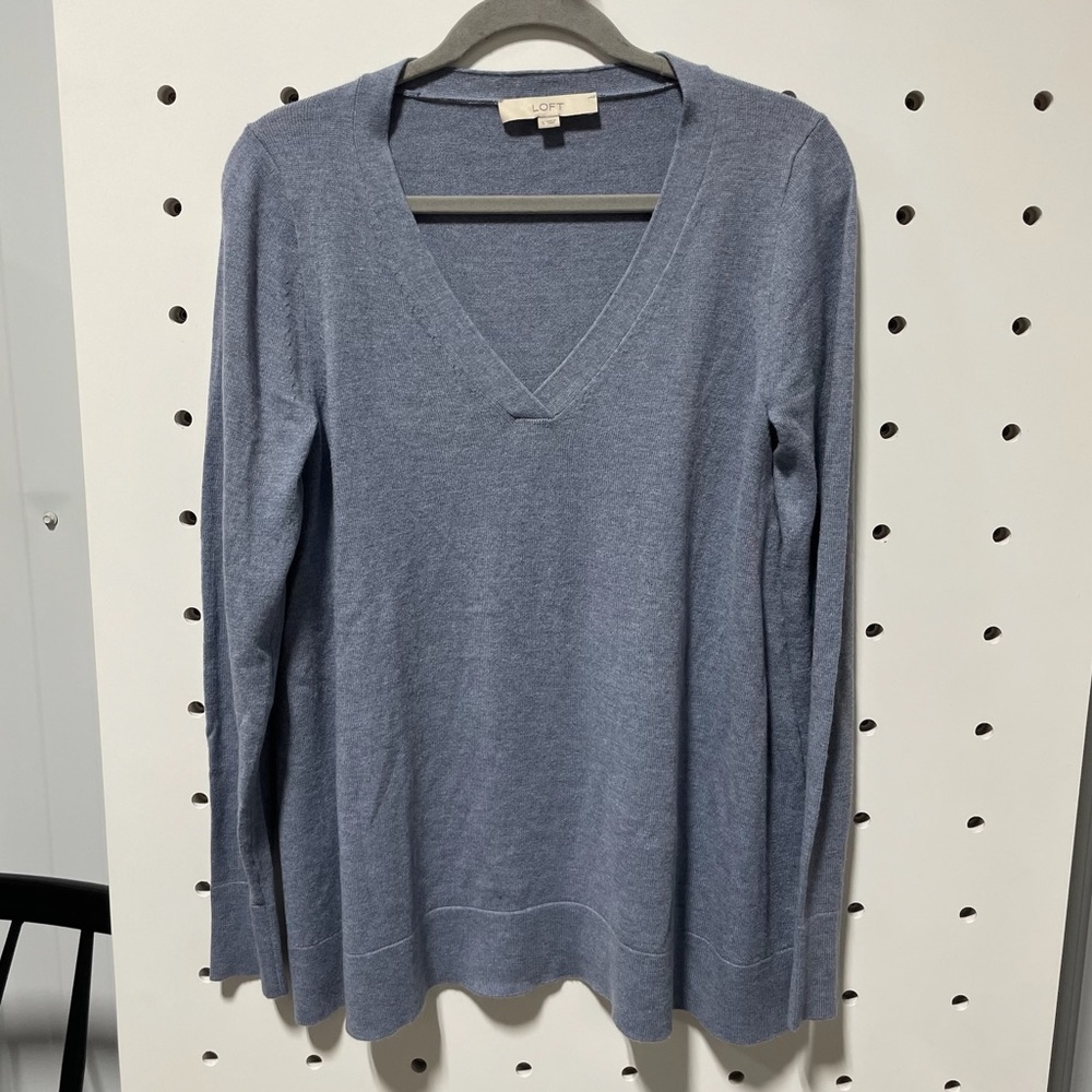 Loft sweater size small